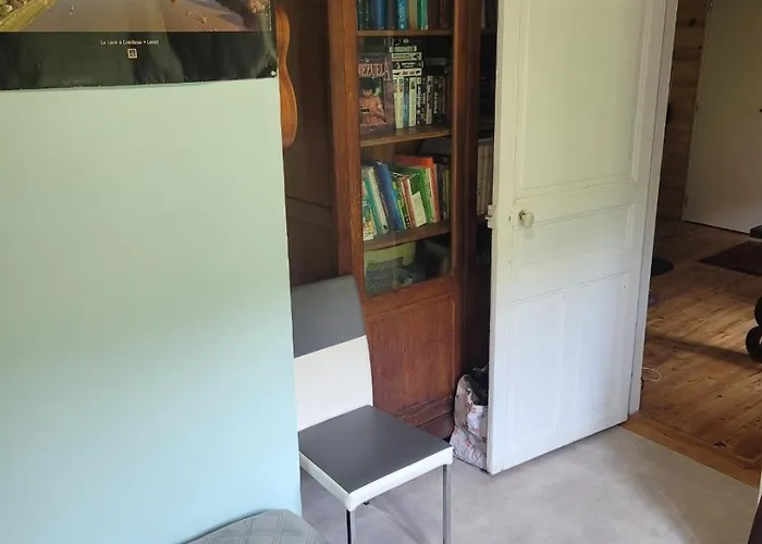 ホームステイ Chambre Chez L'Habitant